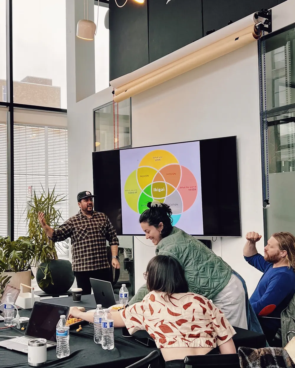Jeremy leading a strategy workshop with a team